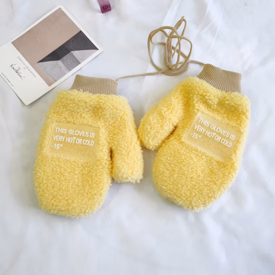 Christmas Series Female Red Festive Happy Snowman Cute Cartoon Students Wrapped Fingers Thickened Velvet Anti-Wind and Cold Warm Gloves