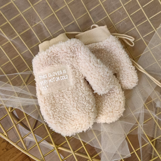 Christmas Series Female Red Festive Happy Snowman Cute Cartoon Students Wrapped Fingers Thickened Velvet Anti-Wind and Cold Warm Gloves