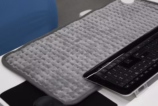 Douleurs dorsales électriques de chauffage de couverture de réchauffement de corps adaptées aux besoins du client pour la thérapie chaude